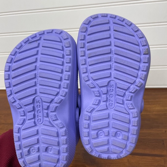 Purple Crocs 7 Toddlers - Picture 3 of 6